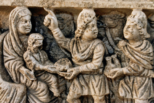 Vorschaubild Sarkophag mit Anbetung der Hl. Drei Könige